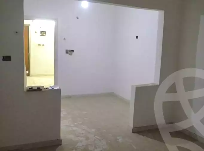 https://aqarmap.com.eg/ar/listing/7147821-for-rent-cairo-ain-shams-yn-shms-lgrby