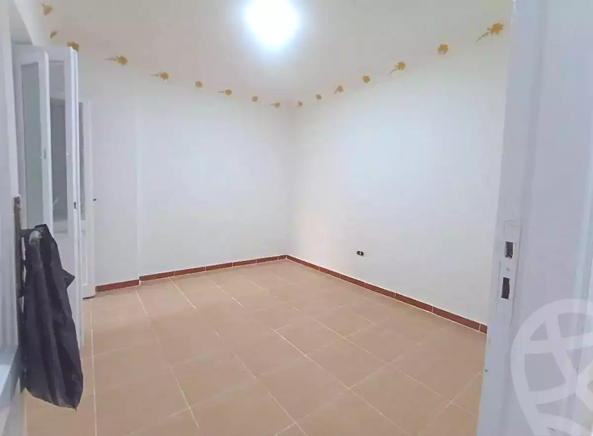 https://aqarmap.com.eg/ar/listing/7147890-for-sale-alexandria-al-agamy-shataa-el-nakheel