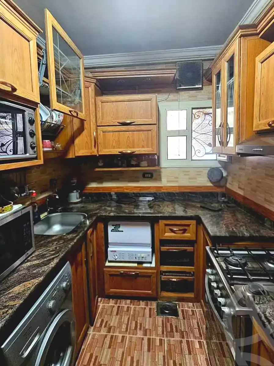 https://aqarmap.com.eg/ar/listing/7147985-for-sale-alexandria-moharram-bey-el-maamoun-st