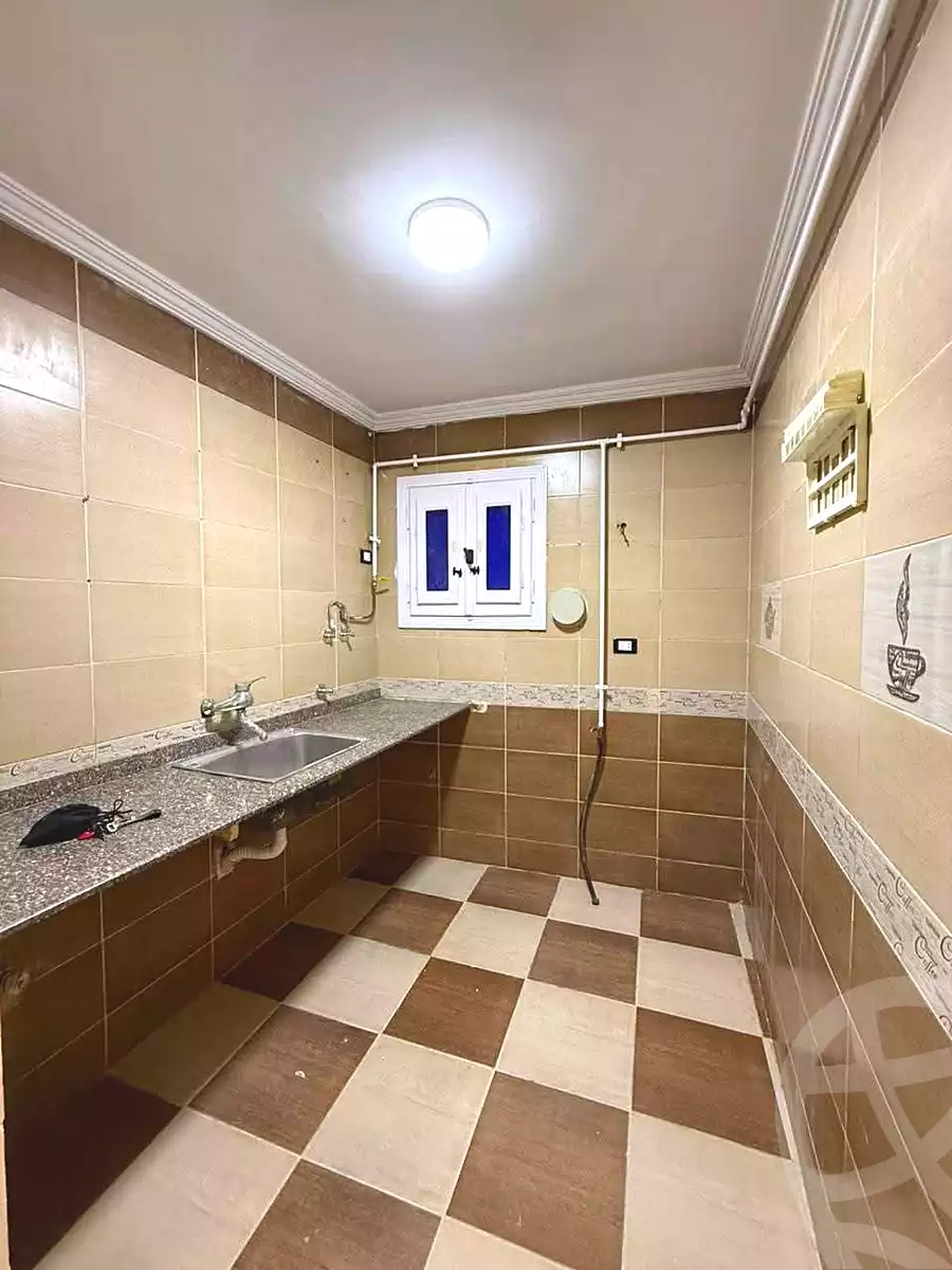 https://aqarmap.com.eg/en/listing/7148081-for-sale-alexandria-el-asafra-ahmed-tiesser-st