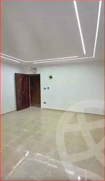 https://aqarmap.com.eg/ar/listing/7148116-for-sale-alexandria-miami-farook-abd-al-wahab-st