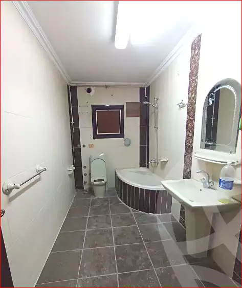 https://aqarmap.com.eg/ar/listing/7148232-for-rent-cairo-helwan-mostafa-fahmy-st