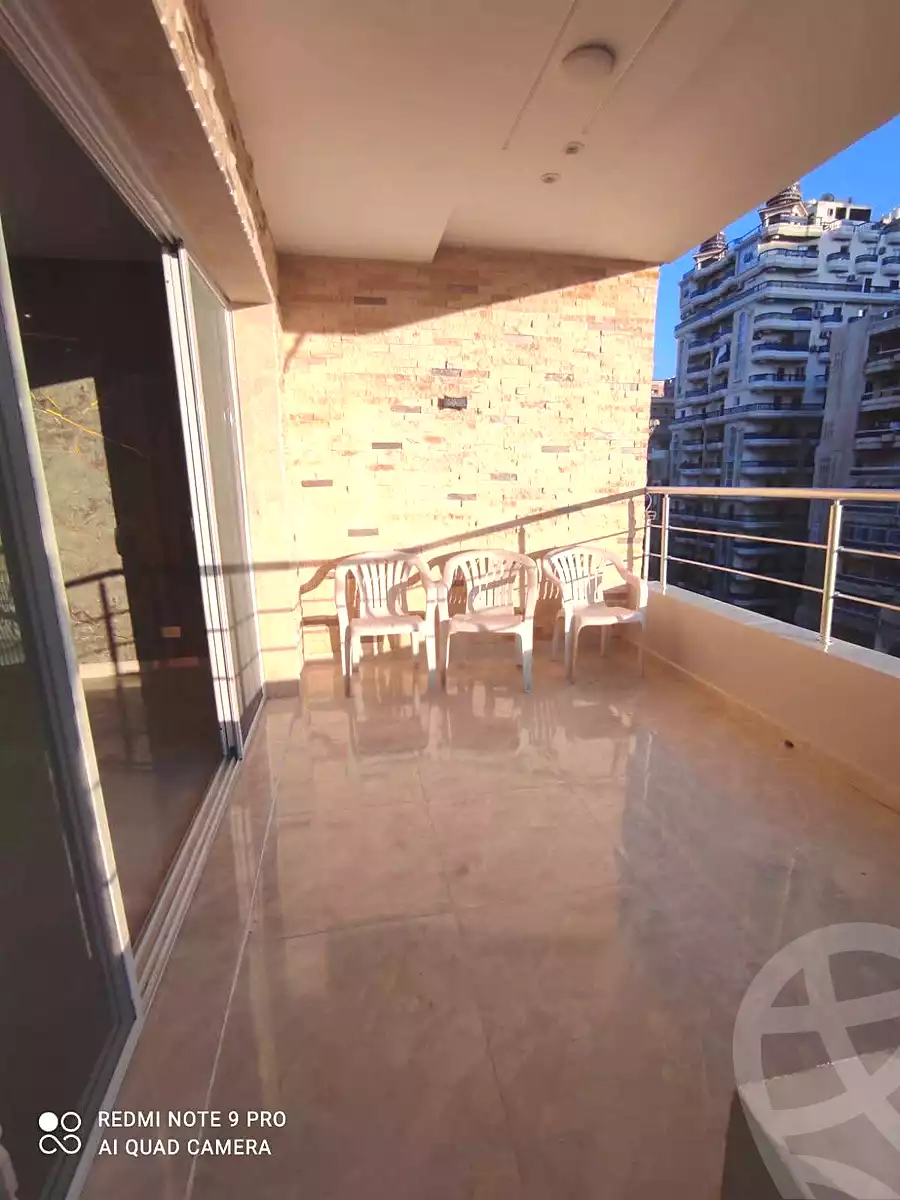 https://aqarmap.com.eg/ar/listing/7148233-for-sale-alexandria-el-asafra-shr-45