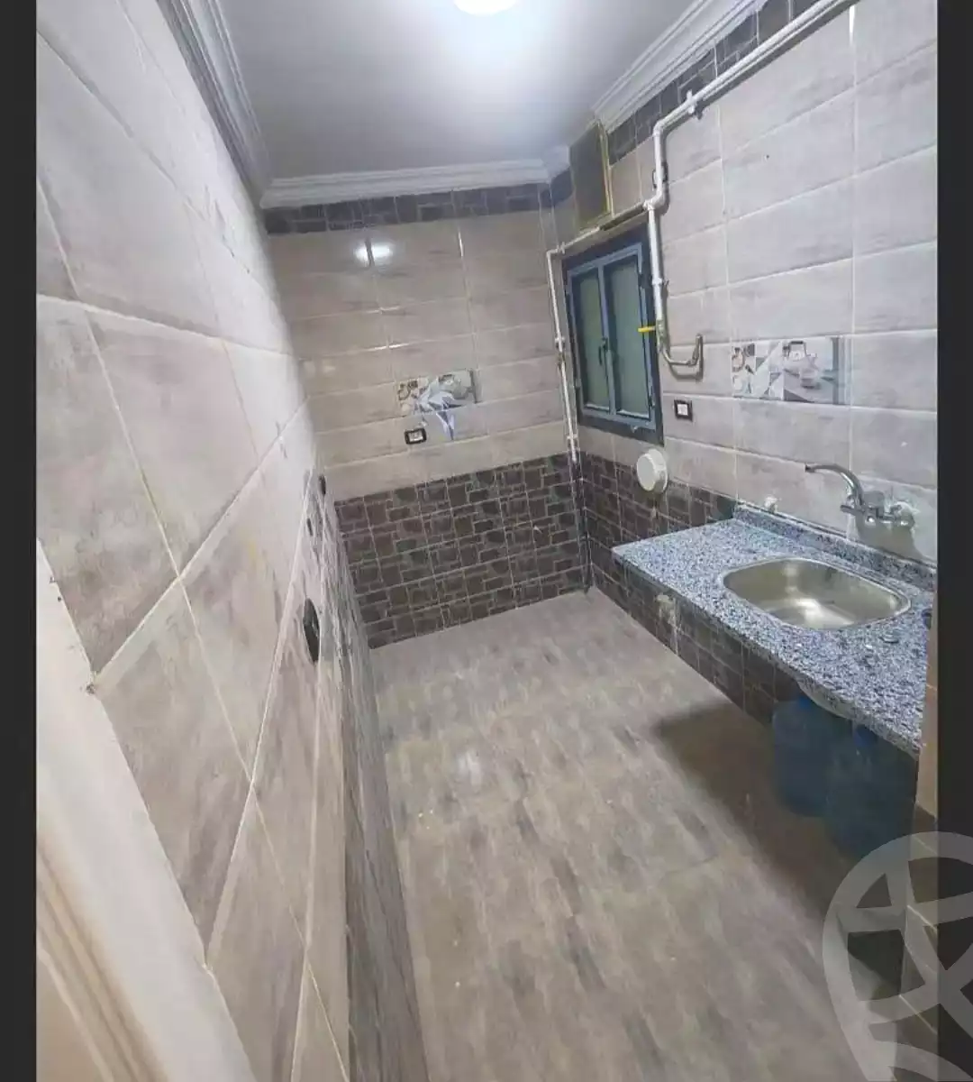 https://aqarmap.com.eg/ar/listing/7148454-for-sale-alexandria-al-agamy-el-hanouvel-gabir-hafez-st