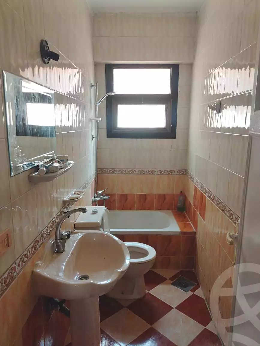 https://aqarmap.com.eg/ar/listing/7149649-for-rent-cairo-6th-of-october-el-ahyaa-neighborhood-1st-al-maahad