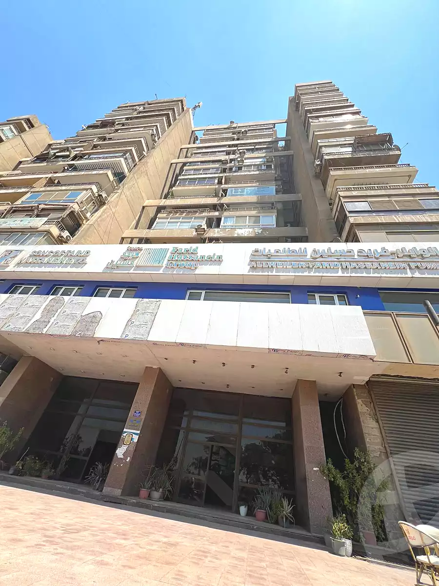 https://aqarmap.com.eg/en/listing/7149778-for-sale-cairo-shoubra-corniche-el-nile-st