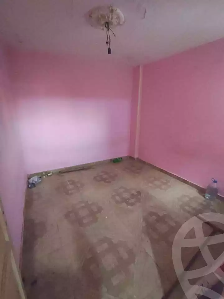 https://aqarmap.com.eg/ar/listing/7149870-for-sale-alexandria-el-asafra-shr-45