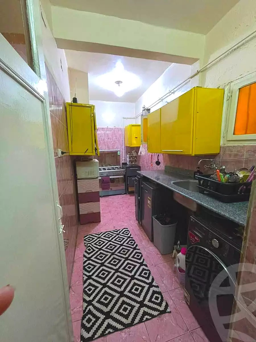 https://aqarmap.com.eg/en/listing/7150095-for-sale-cairo-helwan-helwan-el-sharkeya-ryad-pasha-st