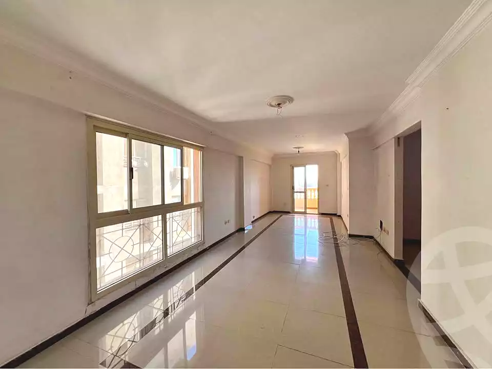 https://aqarmap.com.eg/ar/listing/7150120-for-sale-alexandria-moharram-bey