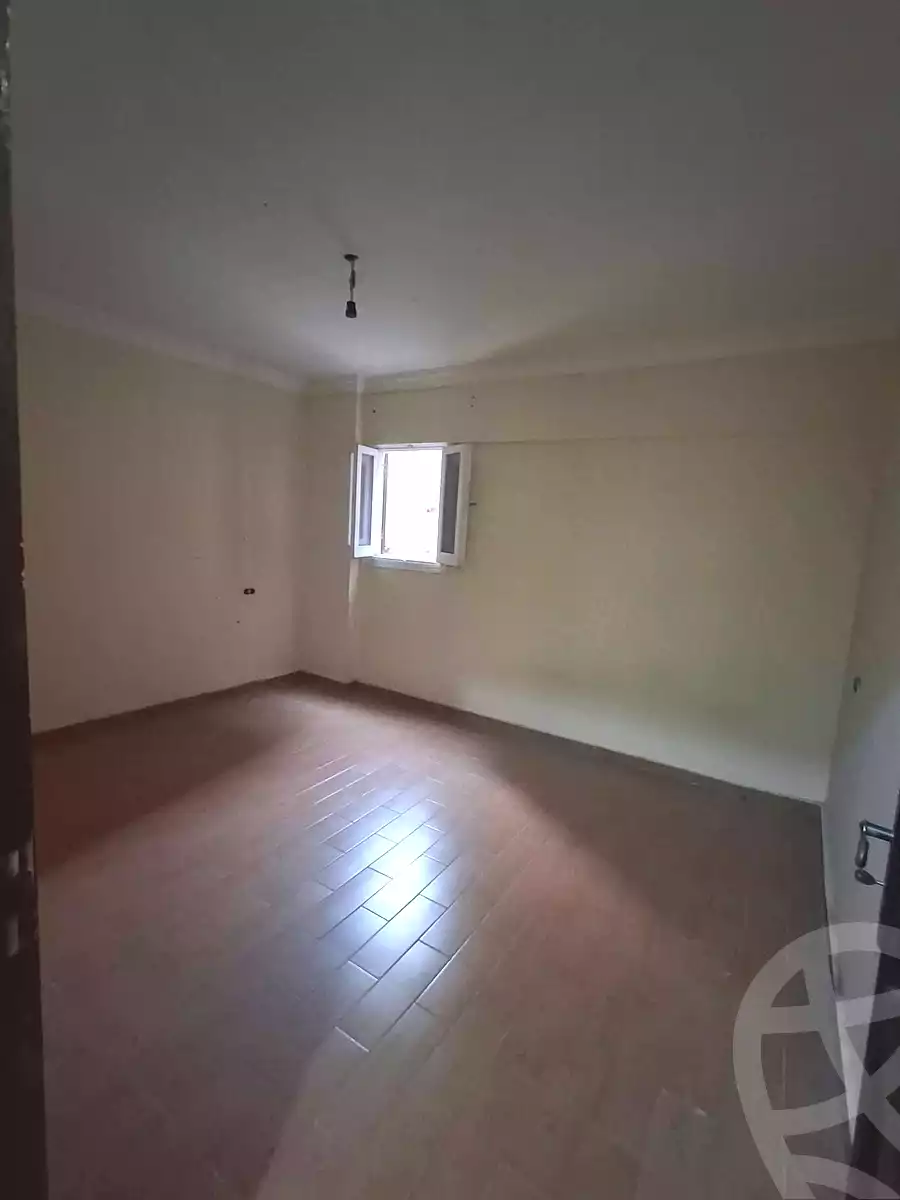 https://aqarmap.com.eg/en/listing/7150224-for-sale-alexandria-lsywf-shamaa