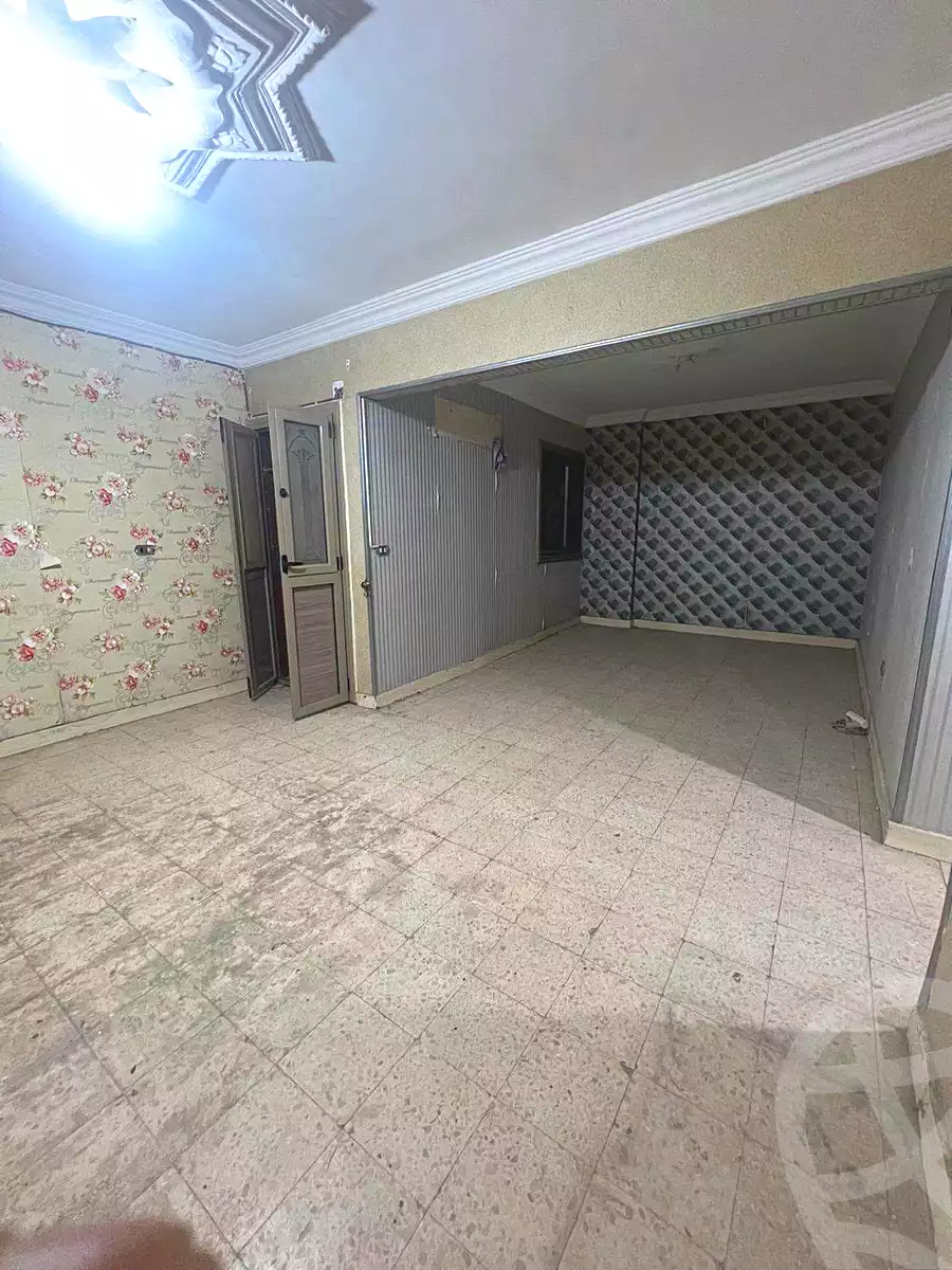 https://aqarmap.com.eg/en/listing/7150458-for-sale-cairo-helwan-mnshy-hlwn-ljdyd-abd-allah-mahmoud-st