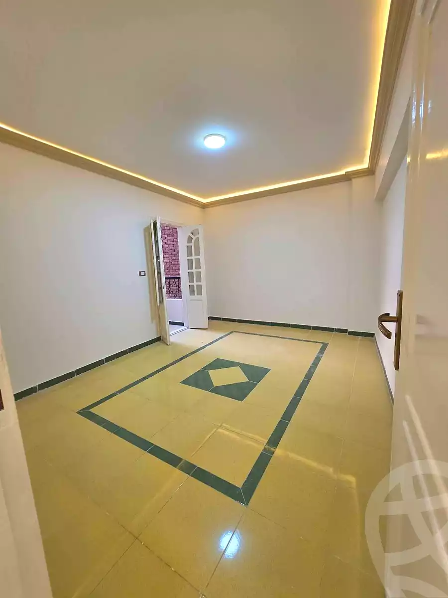 https://aqarmap.com.eg/en/listing/7150537-for-sale-alexandria-al-agamy-el-hanouvel-al-haded-we-al-soulb-st