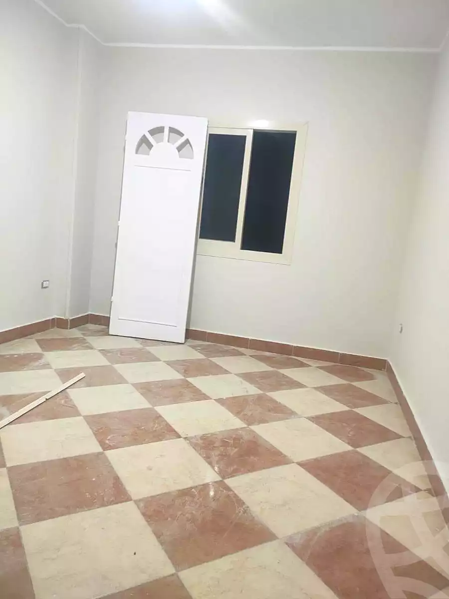 https://aqarmap.com.eg/en/listing/7150557-for-sale-cairo-helwan-helwan-el-sharkeya-latif-basha-st