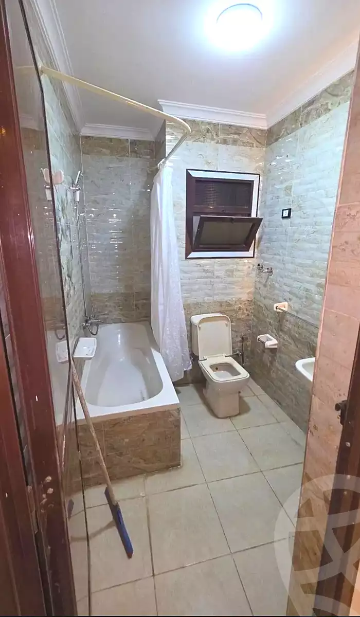 https://aqarmap.com.eg/ar/listing/7150694-for-sale-cairo-ain-shams-ahmed-esmat-st
