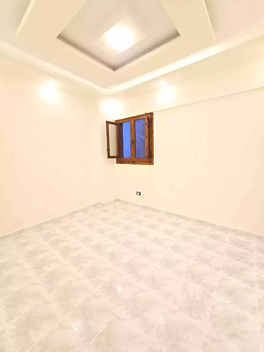 https://aqarmap.com.eg/ar/listing/7150757-for-sale-alexandria-al-agamy-shataa-el-nakheel-street-63