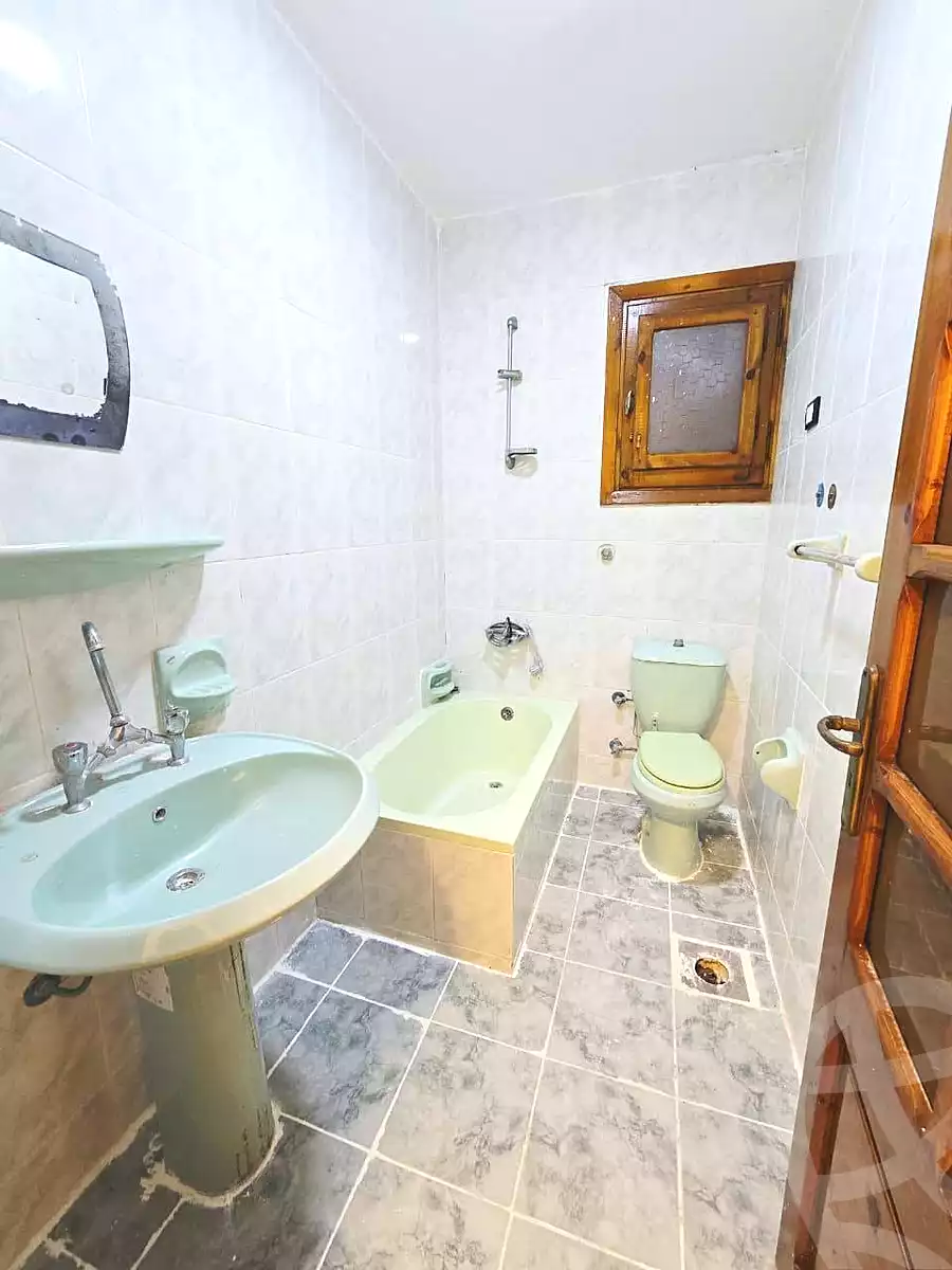 https://aqarmap.com.eg/ar/listing/7150757-for-sale-alexandria-al-agamy-shataa-el-nakheel-street-63