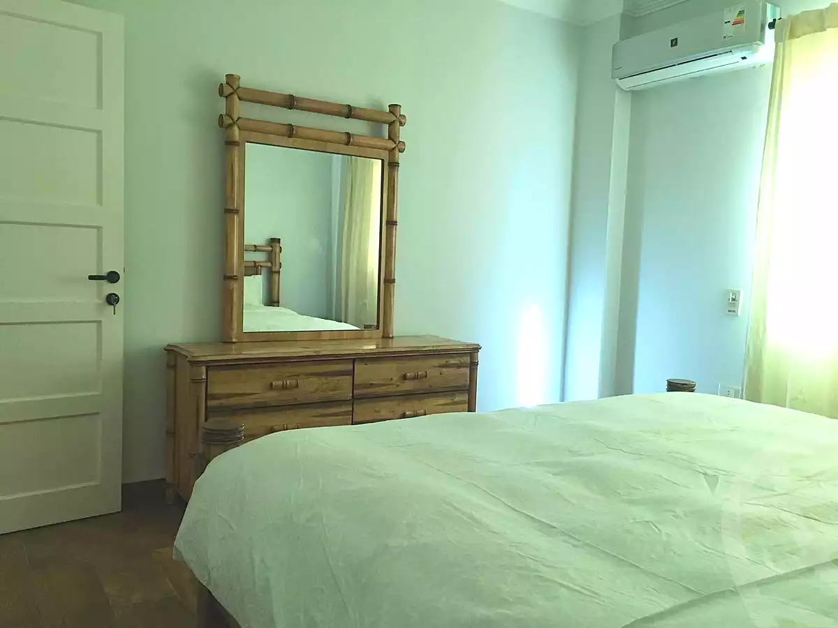 https://aqarmap.com.eg/en/listing/7150868-for-rent-cairo-6th-of-october-el-ahyaa-neighborhood-1st-eighth-neighborhood