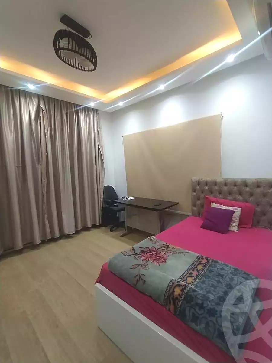 https://aqarmap.com.eg/ar/listing/7151047-for-sale-cairo-6th-of-october-hadaeq-october-compounds-rehab-october