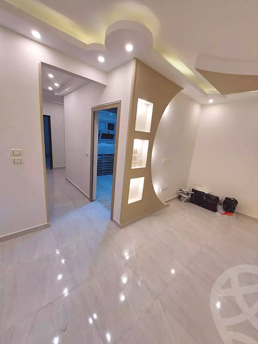 https://aqarmap.com.eg/en/listing/7151308-for-sale-cairo-helwan-helwan-el-sharkeya-saleh-sobhy-st