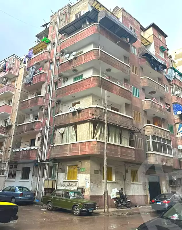 https://aqarmap.com.eg/ar/listing/7151784-for-sale-alexandria-moharram-bey-tayloun-st