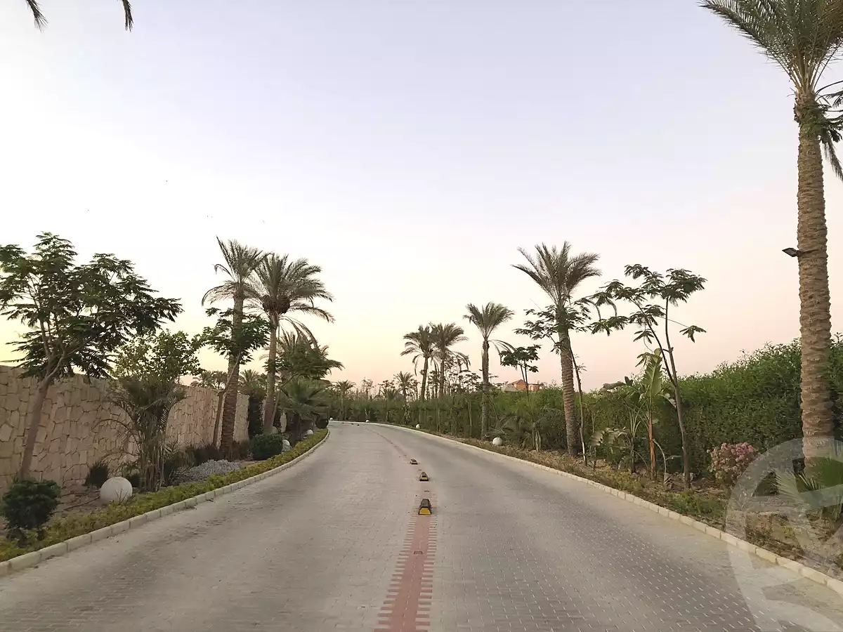https://aqarmap.com.eg/ar/listing/7151911-for-sale-cairo-el-sheikh-zayed-city-lshykh-zyd-ljdyd-ofok-1