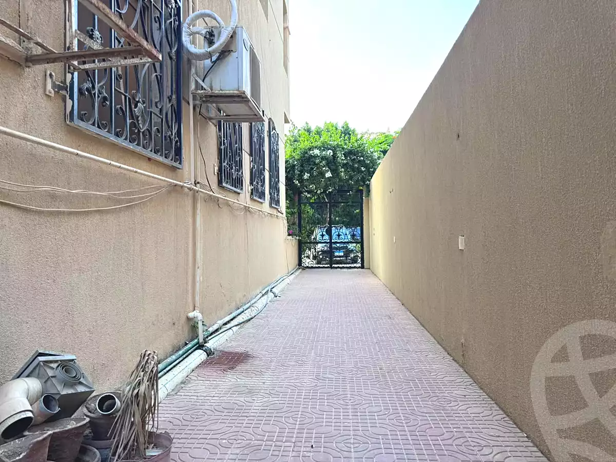 https://aqarmap.com.eg/ar/listing/7152017-for-rent-cairo-new-cairo-ganob-el-akadamiya-south-academy-h-mosaab-ibn-omair-st