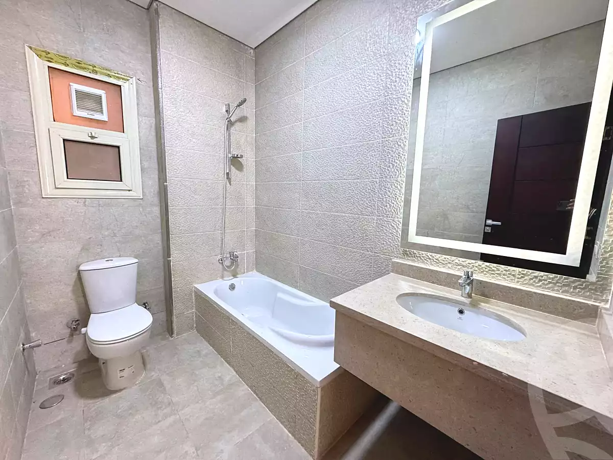 https://aqarmap.com.eg/en/listing/7152112-for-sale-cairo-new-cairo-compounds-ninety-avenue