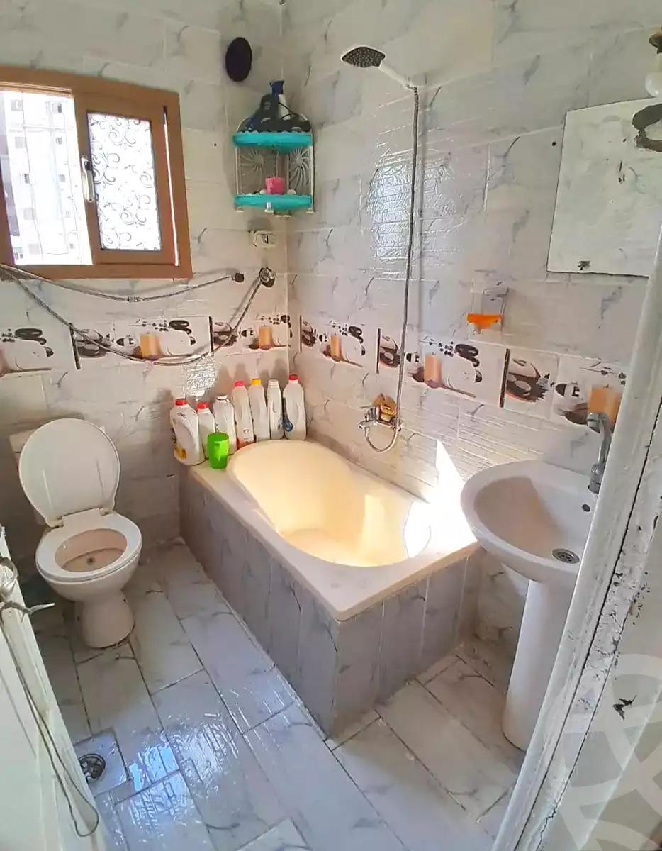 https://aqarmap.com.eg/ar/listing/7152117-for-sale-alexandria-sydy-bshr-sydy-bshr-bhry-ali-hipa-st