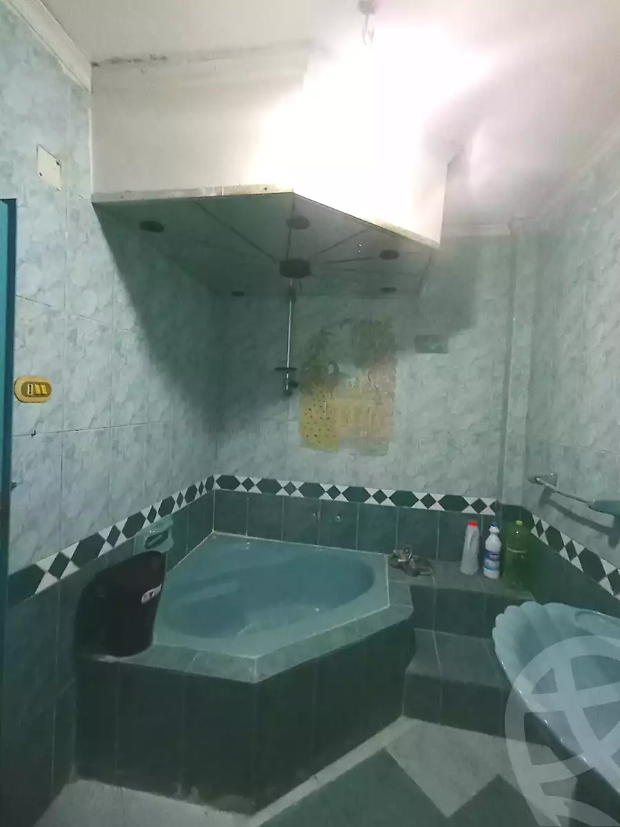 https://aqarmap.com.eg/ar/listing/7152128-for-sale-alexandria-bakoos-el-bostan-st