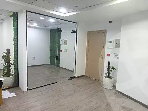 https://aqarmap.com.eg/en/listing/7040601-for-rent-cairo-new-cairo-compounds-kyrw-kbytl-sntr-ktlyst-llttwyr