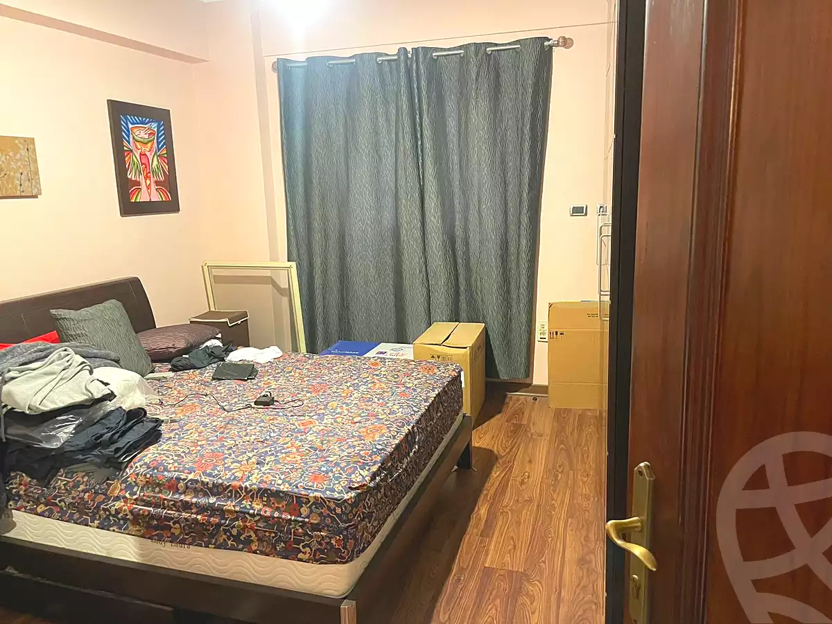 https://aqarmap.com.eg/ar/listing/7152791-for-sale-cairo-new-cairo-ganob-el-akadamiya-south-academy-a-zaid-ebn-haretha-st