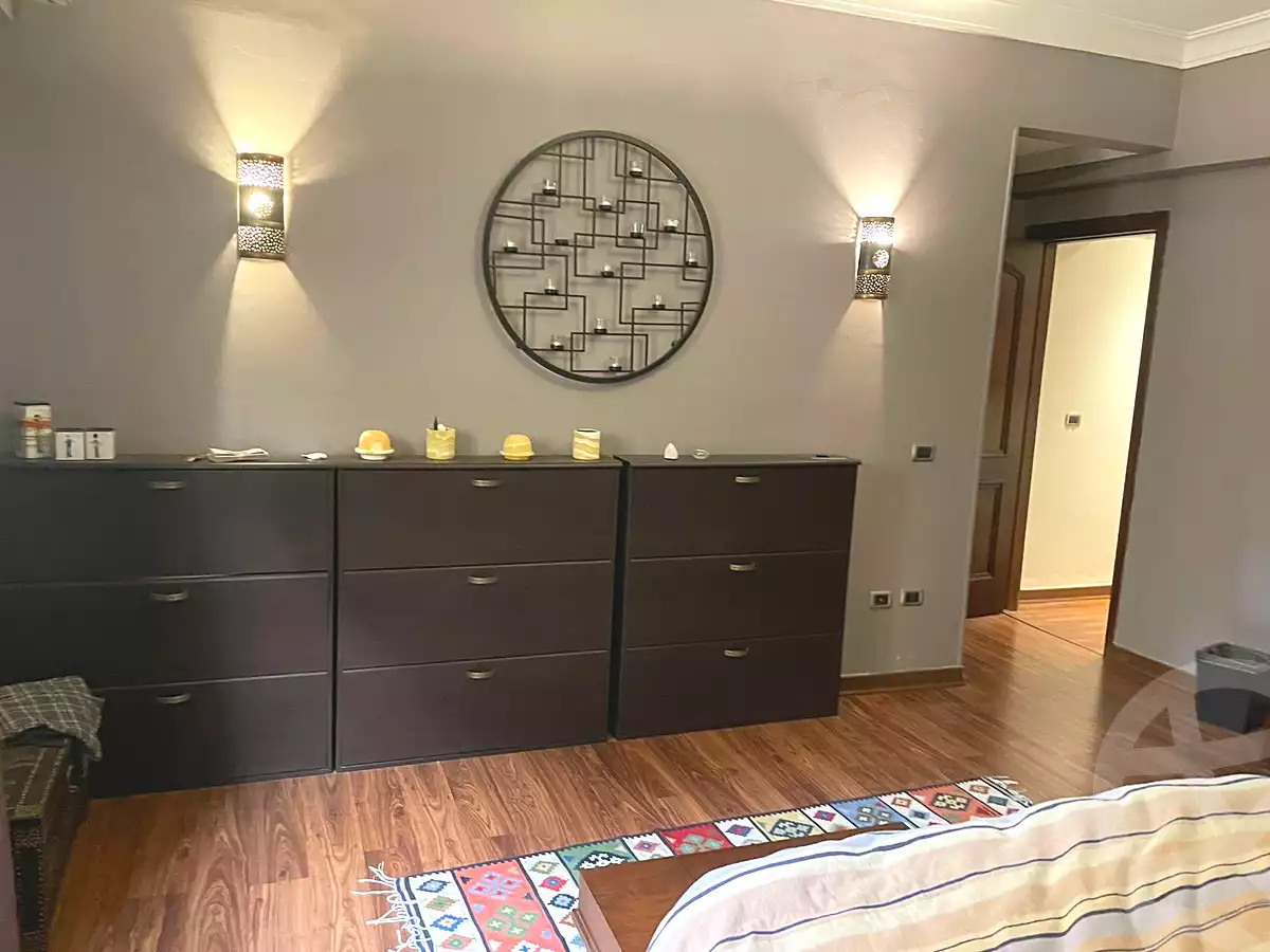 https://aqarmap.com.eg/ar/listing/7152791-for-sale-cairo-new-cairo-ganob-el-akadamiya-south-academy-a-zaid-ebn-haretha-st