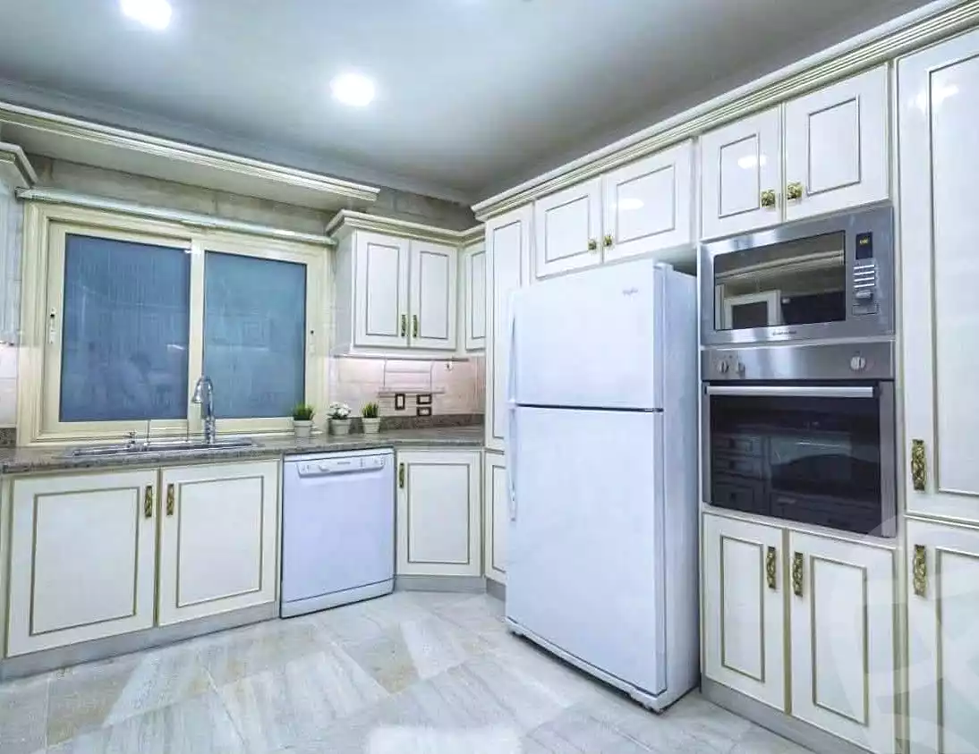 https://aqarmap.com.eg/ar/listing/7152879-for-sale-cairo-new-cairo-ganob-el-akadamiya-south-academy-a-zaid-ebn-haretha-st