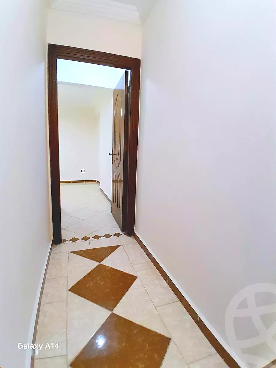 https://aqarmap.com.eg/en/listing/7152903-for-sale-alexandria-el-asafra-l-sfr-bhry
