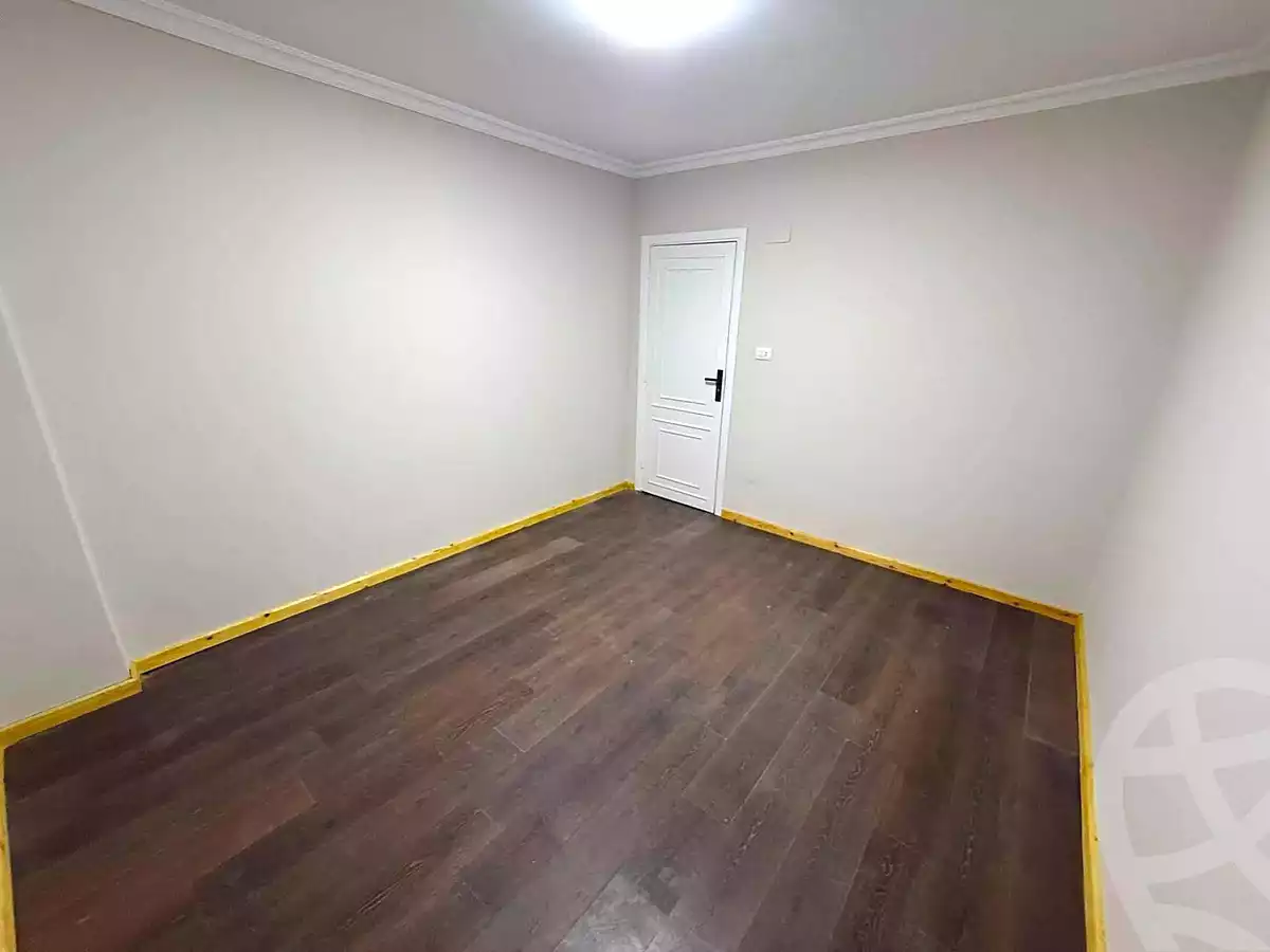 https://aqarmap.com.eg/en/listing/7153154-for-sale-cairo-helwan-helwan-el-sharkeya-khesro-basha-st