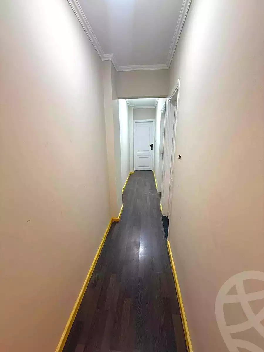 https://aqarmap.com.eg/en/listing/7153154-for-sale-cairo-helwan-helwan-el-sharkeya-khesro-basha-st