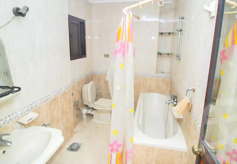 https://aqarmap.com.eg/ar/listing/7153319-for-rent-alexandria-moharram-bey