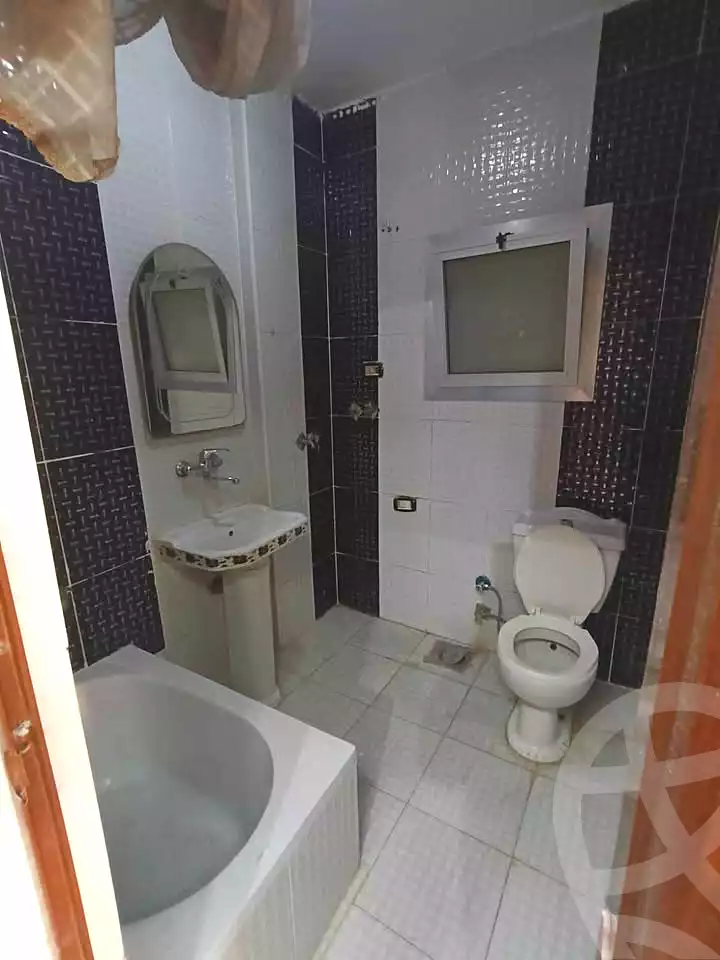 https://aqarmap.com.eg/ar/listing/7153623-for-sale-alexandria-lsywf-el-falki