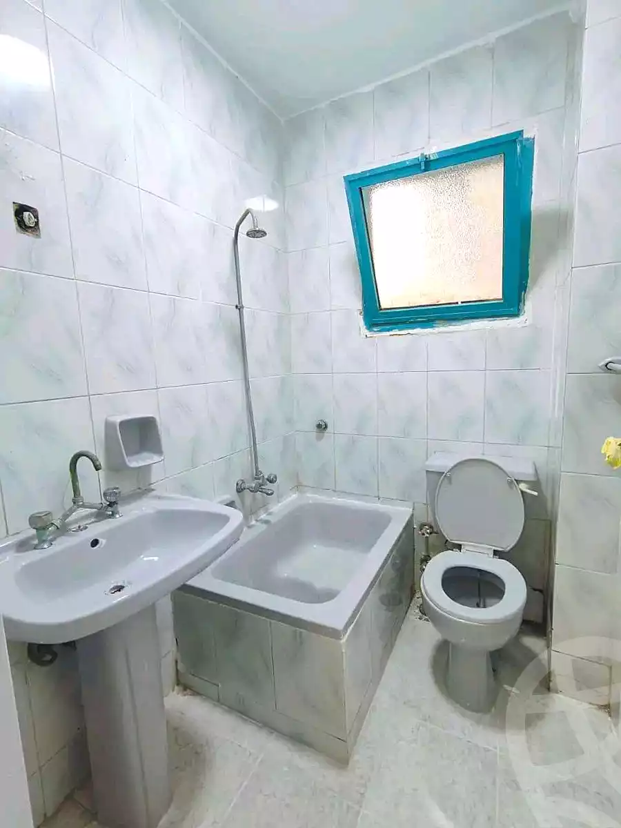 https://aqarmap.com.eg/en/listing/7153746-for-sale-alexandria-al-agamy-shataa-el-nakheel