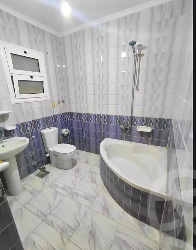 https://aqarmap.com.eg/en/listing/7153879-for-sale-alexandria-sydy-bshr-sydy-bshr-bhry-khalil-hamada-st