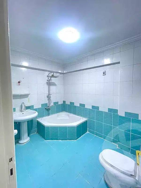 https://aqarmap.com.eg/ar/listing/7154073-for-sale-alexandria-el-asafra-l-sfr-bhry