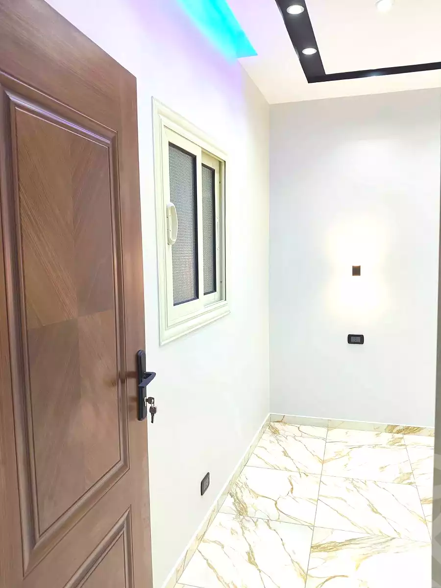 https://aqarmap.com.eg/en/listing/7154217-for-sale-cairo-helwan-hadayek-helwan-nile-corniche-st