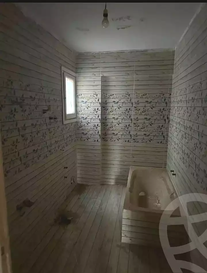https://aqarmap.com.eg/en/listing/7154225-for-sale-alexandria-al-agamy-el-hanouvel-radwan-st