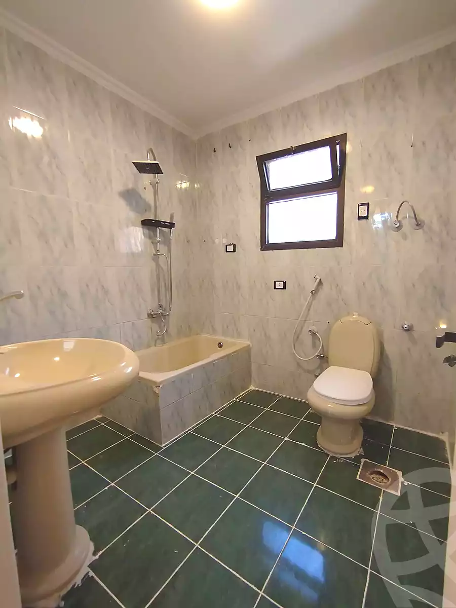 https://aqarmap.com.eg/en/listing/7154240-for-sale-alexandria-al-agamy-shataa-el-nakheel