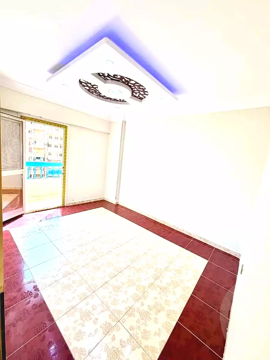 https://aqarmap.com.eg/ar/listing/7154243-for-sale-alexandria-el-asafra-l-sfr-bhry-atlas-st