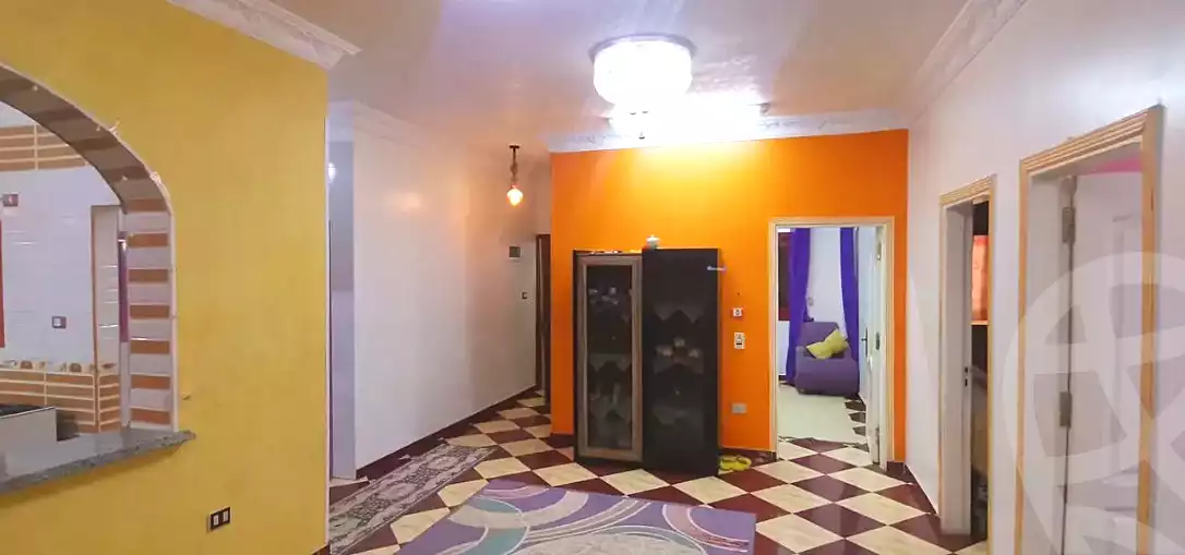 https://aqarmap.com.eg/ar/listing/7154367-for-sale-cairo-helwan-kwrnysh-hlwn