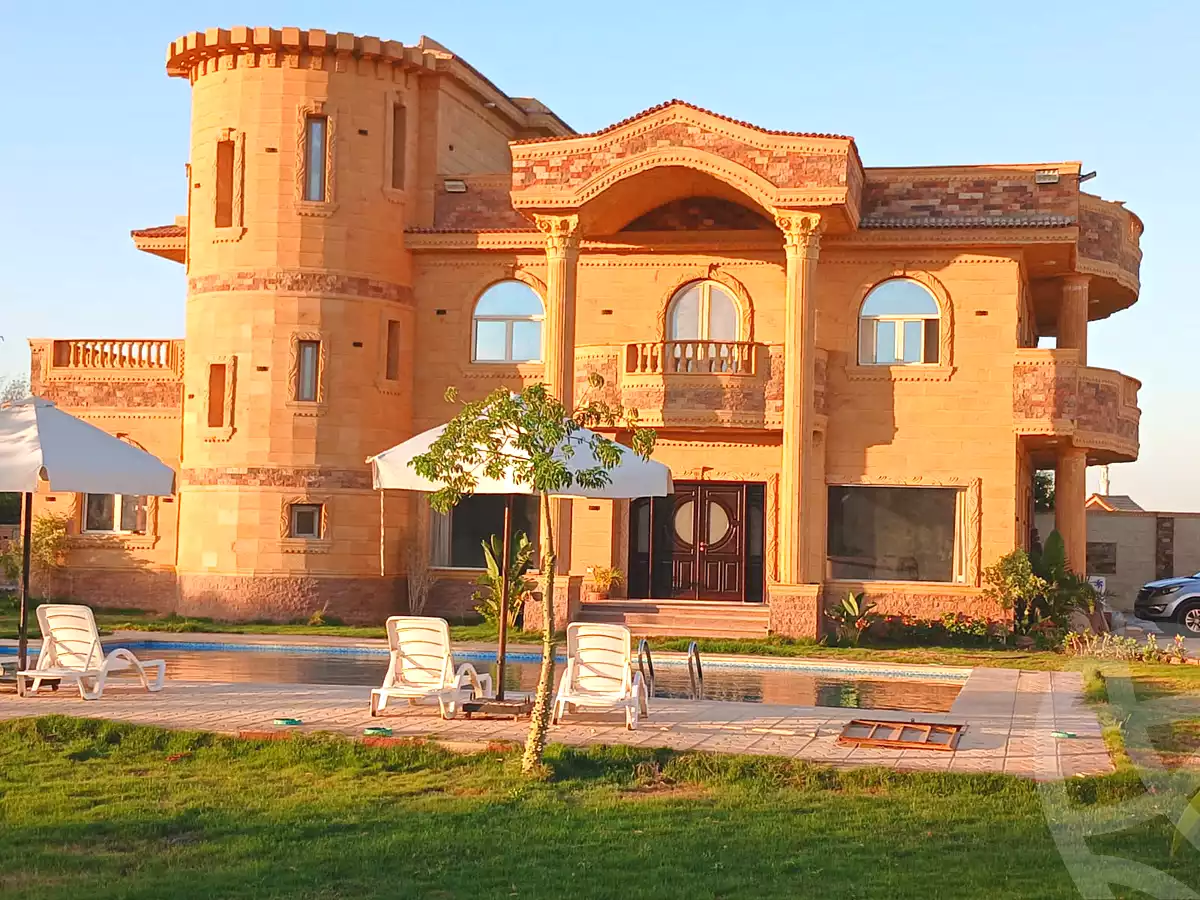 https://aqarmap.com.eg/ar/listing/7154513-for-rent-cairo-el-sheikh-zayed-city-lshykh-zyd-ljdyd-el-reef-el-oroby