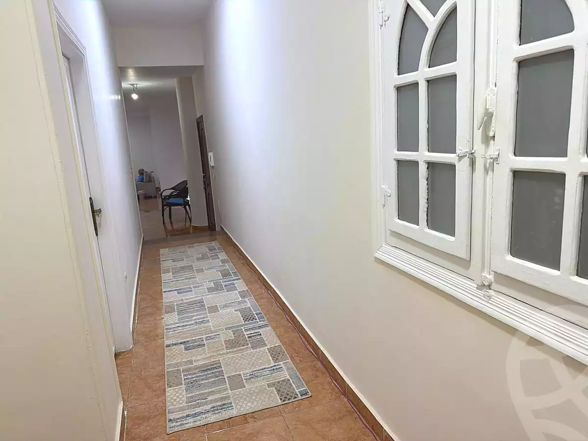 https://aqarmap.com.eg/ar/listing/7154704-for-sale-cairo-new-cairo-el-narges-el-narges-omarat-youssef-el-gendy-st