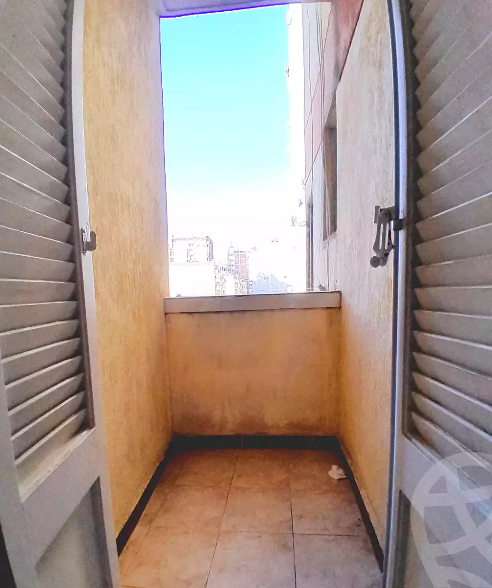 https://aqarmap.com.eg/en/listing/7154747-for-sale-alexandria-el-asafra-l-sfr-bhry