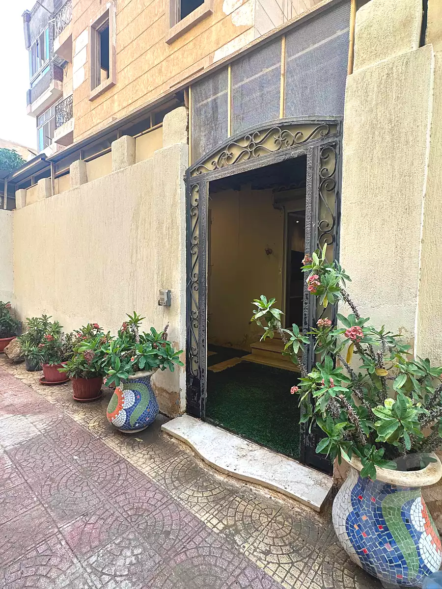 https://aqarmap.com.eg/ar/listing/7155373-for-sale-cairo-new-cairo-compounds-dorat-el-kahera